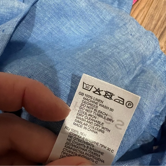 REISS Linen Ema Tie Front Sleeveless Romper - Picture 8 of 11